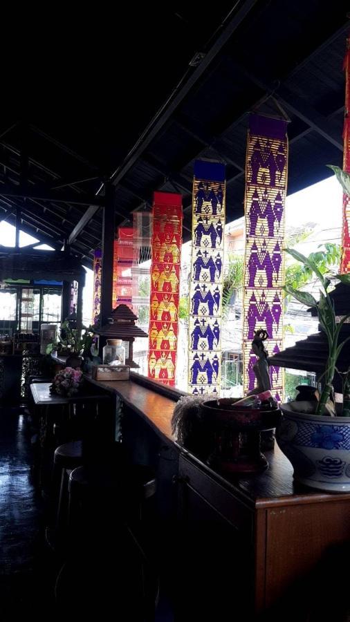 Ma Guesthouse Chiang Mai Bagian luar foto