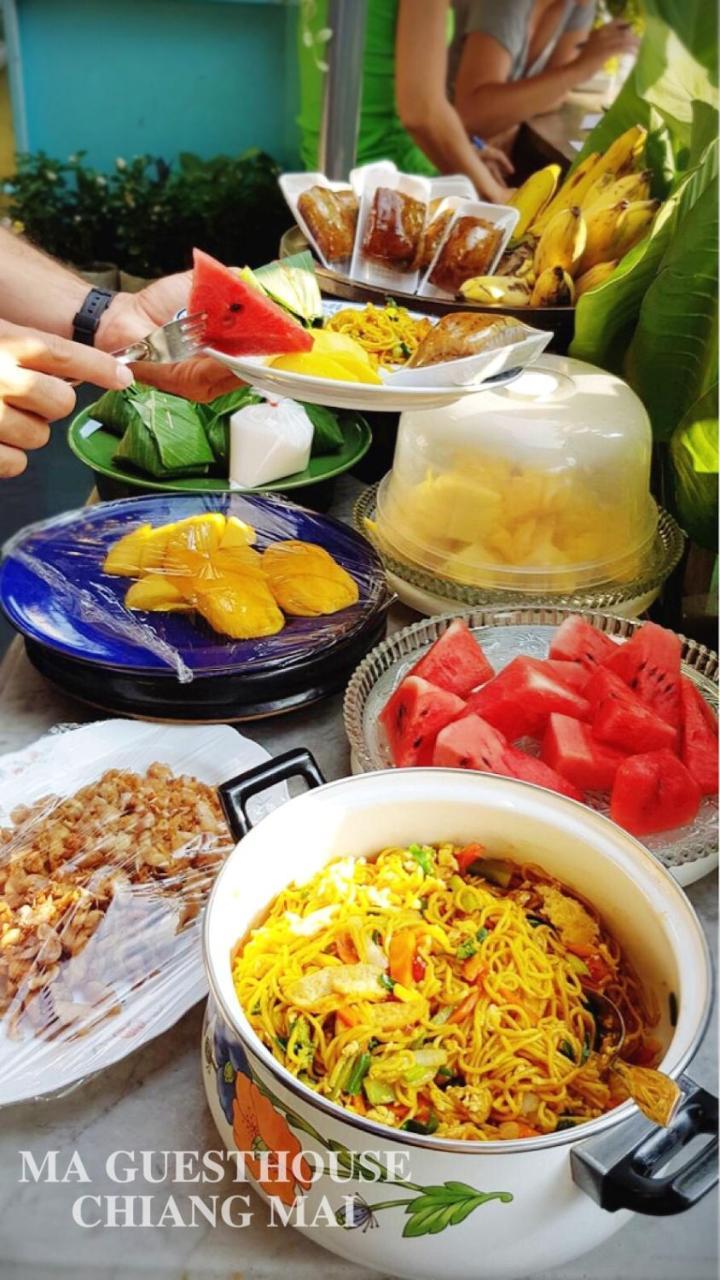 Ma Guesthouse Chiang Mai Bagian luar foto